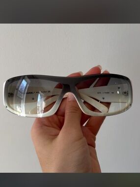 CHANEL VINTAGE White Frame Shield Sunglasses with Gradient Gray Lenses